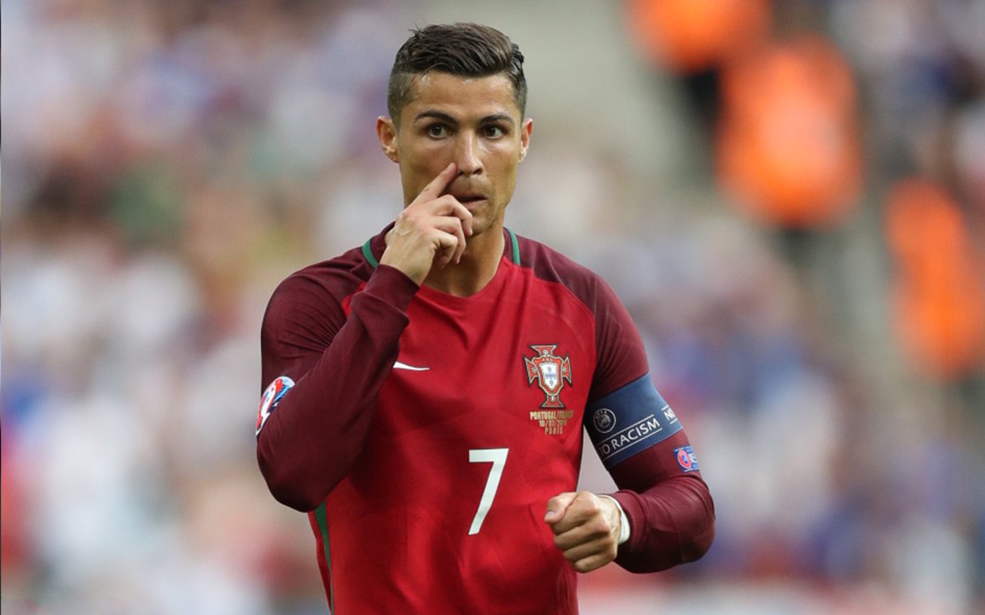 绿茵之外，伊拉克连续得分压制挪威，欧冠半决赛焦点战外的体育启示